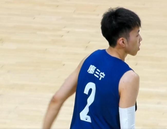 四川逆转北京全运会4连胜 周琦胡金秋统治内线