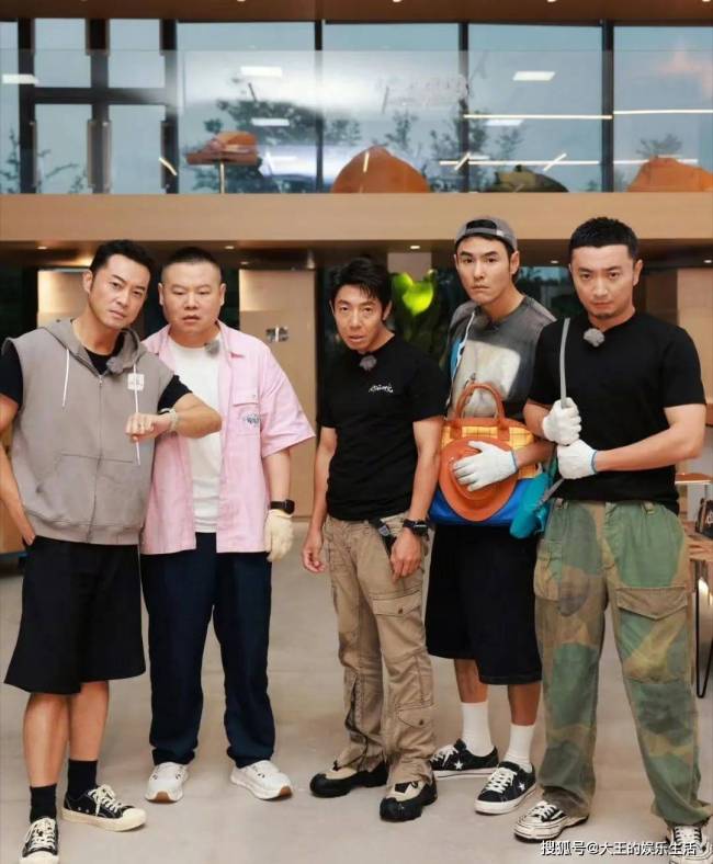 《了不起的挑战》原班人马重聚 再现经典时光