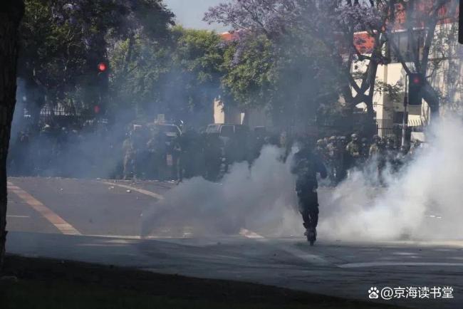 美国洛杉矶爆发的大规模骚乱的本质及未来趋势
