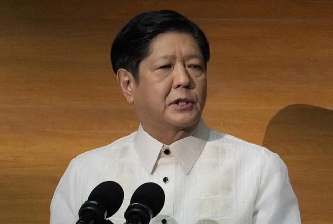评论员：菲副总统莎拉赢回一局 弹劾案被驳回