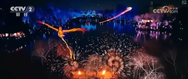 体育搭台文旅唱戏流量变增量 苏超燃动消费热力