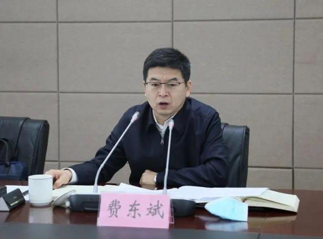 交通運(yùn)輸部黨組成員，國(guó)家鐵路局黨組書記,、局長(zhǎng)費(fèi)東斌被查 涉嫌嚴(yán)重違紀(jì)違法