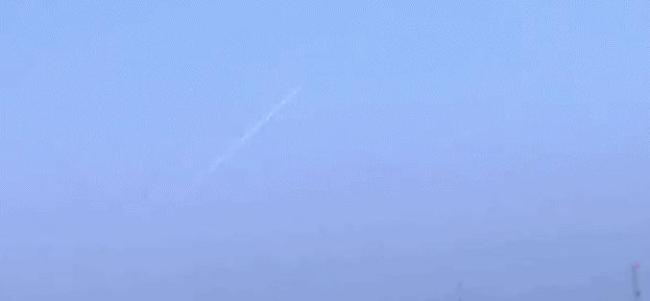伊朗再向以发射导弹 以称正努力拦截 双方冲突升级