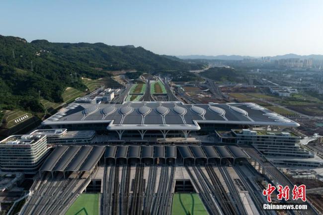 西部最大高鐵樞紐站即將開通 沖刺階段忙調試