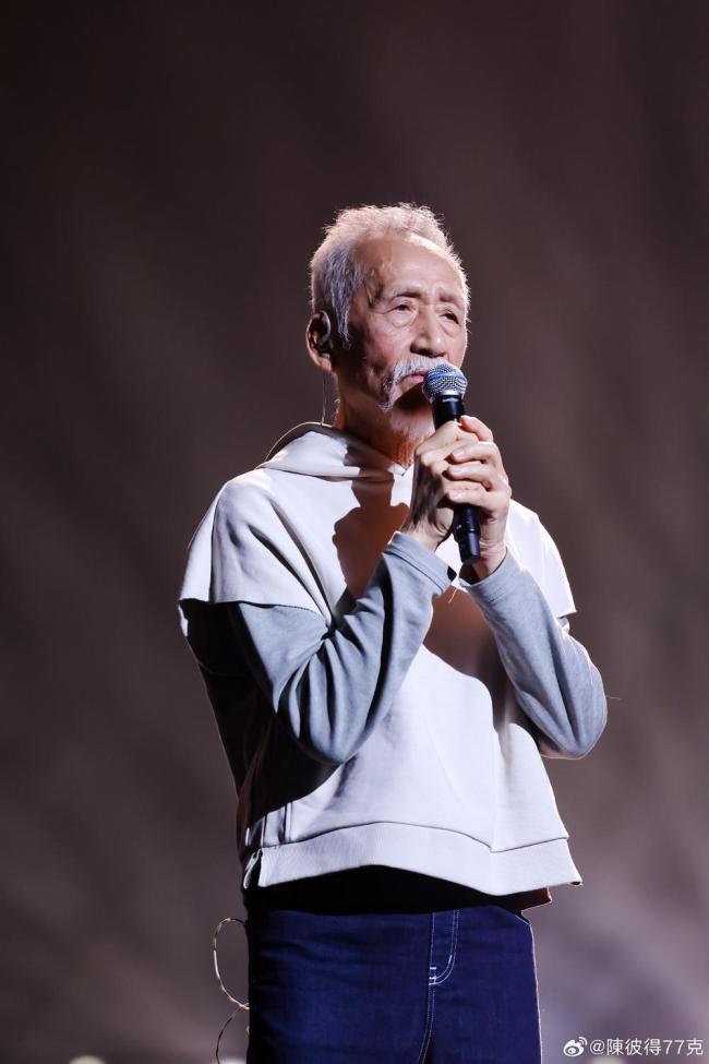 陈彼得曾说每个中国人都要有颗中国心 音乐传奇永恒传唱