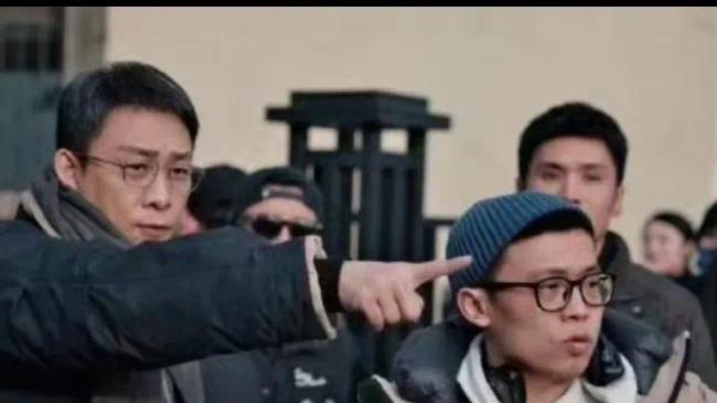 别人拿霸总甜宠剧当“放松奖励”，张译一年奖励自己一部正剧