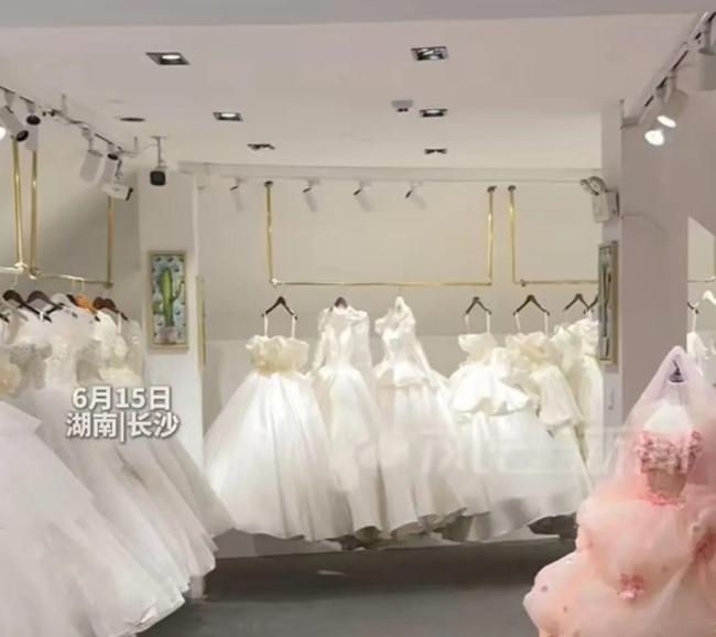 男子婚都离了婚纱照还没拍完 未完成的订单引发退款争议