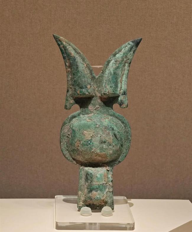 洛陽(yáng)博物館回應(yīng)展品酷似LABUBU 古銅當(dāng)盧意外走紅