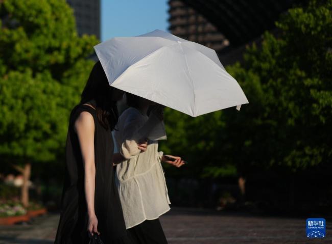 日本東京遭遇高溫天氣 環(huán)境省發(fā)中暑警報