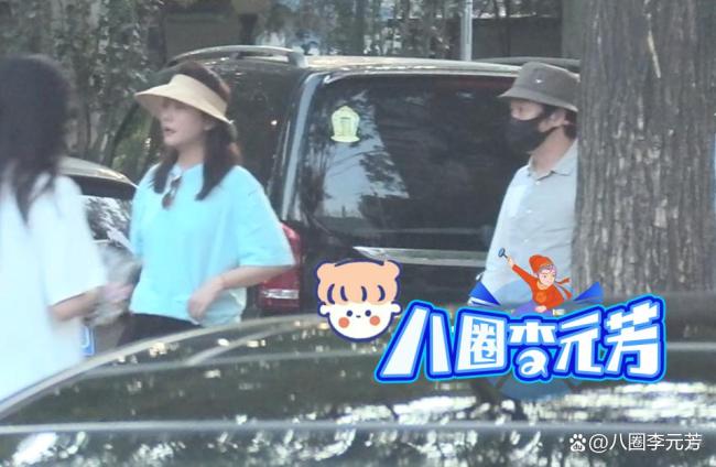 肖央和妻女外出聚餐,！新片與王太利變“筷子父子”