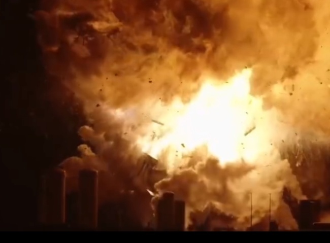 “星舰”静态点火测试中发生爆炸