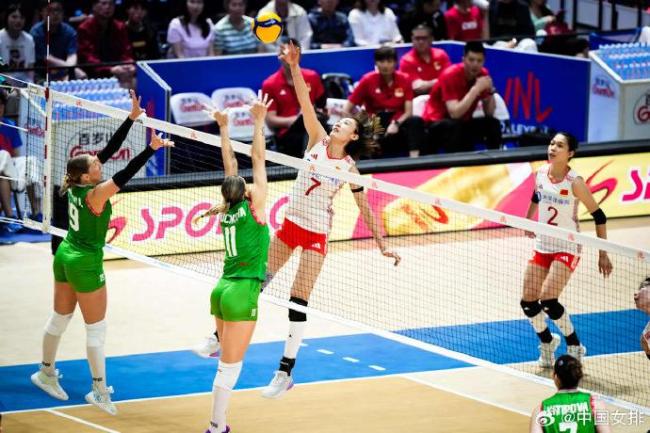 世界女排聯(lián)賽中國(guó)3-2保加利亞 年輕隊(duì)伍頑強(qiáng)取勝