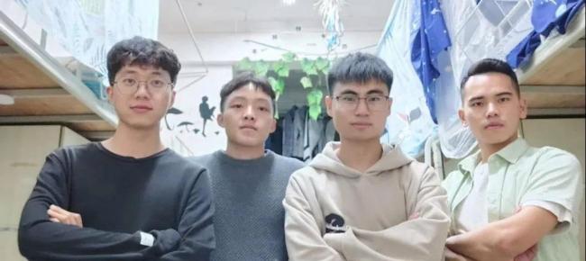 一男生宿舍4人全部考博成功 學(xué)霸宿舍共圓夢