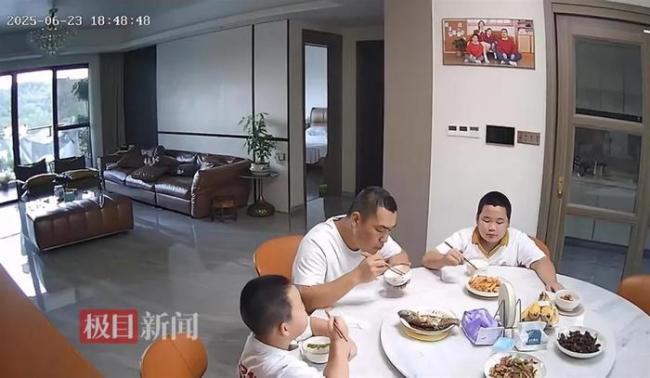 地震“干飯小孩哥”：以后不貪吃了 地震中不忘吃飯逗樂網(wǎng)友