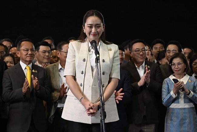 录音泄露后泰总理佩通坦能挺过去吗？