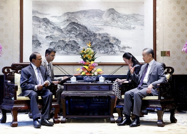 印度为何派人一波接一波访华：莫迪可算想通了，跟中国作对绝无好下场