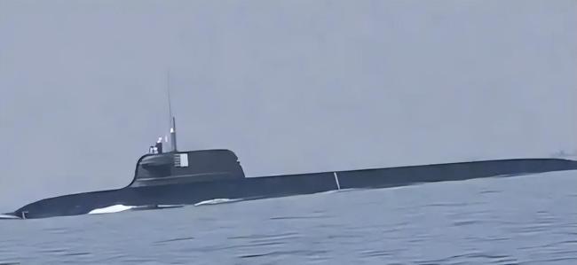 中国海军“下饺子”速度有多快 2025年造舰高峰