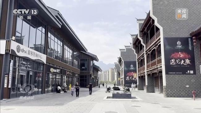 張家界人造古城營(yíng)業(yè)4年虧了10多億 文旅項(xiàng)目盲目跟風(fēng)之痛