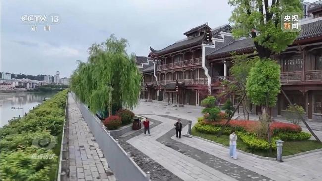 張家界人造古城營(yíng)業(yè)4年虧了10多億 文旅項(xiàng)目盲目跟風(fēng)之痛