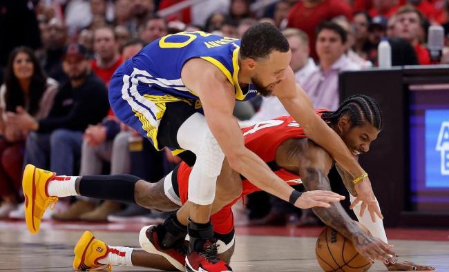 布克超级顶薪续约太阳 刷新NBA薪资纪录