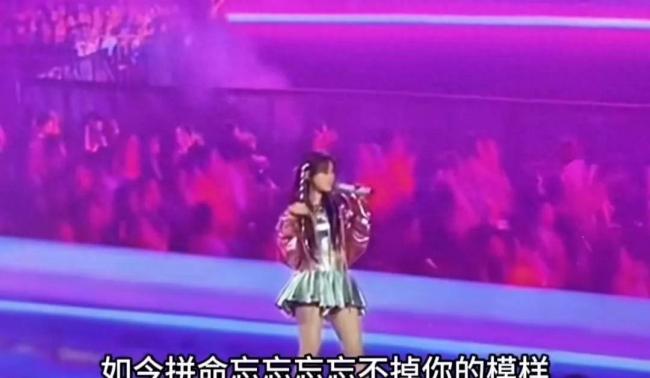 小沈阳女儿清唱火了 18岁星途备受期待及中国充电宝市场规模占全球30%以上