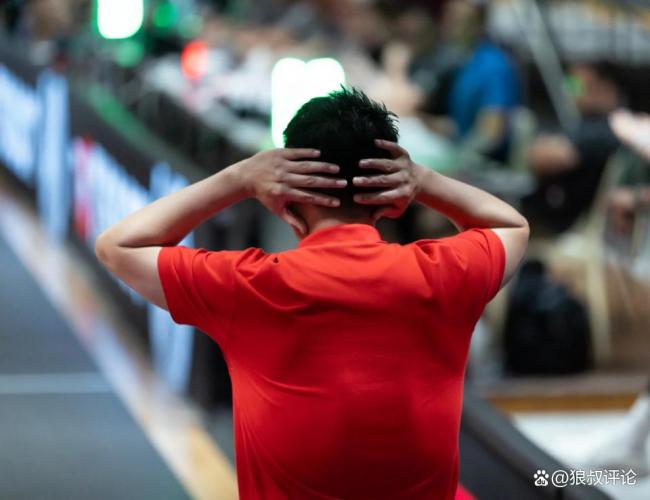 中国U19男篮3战全败净负49分引热议 曲绍斌“谜一样”用人难逃背锅：篮板短板凸显