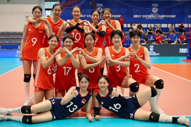 中國(guó)U19女排3比0突尼斯 開(kāi)門(mén)紅完勝對(duì)手