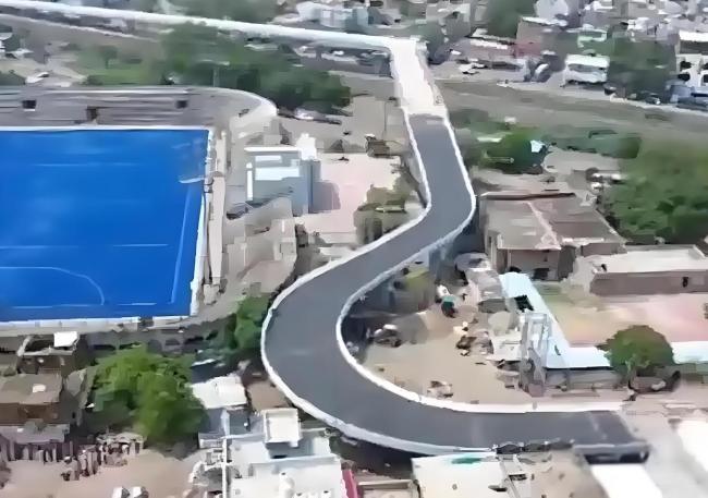 印度1.8亿卢比公路15天内多次塌方 基建困局再现