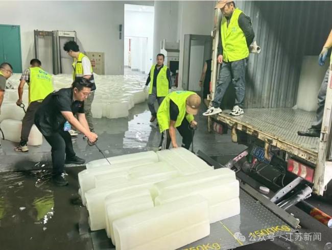 蘇超今晚迎“烤驗” 一萬塊冰降溫