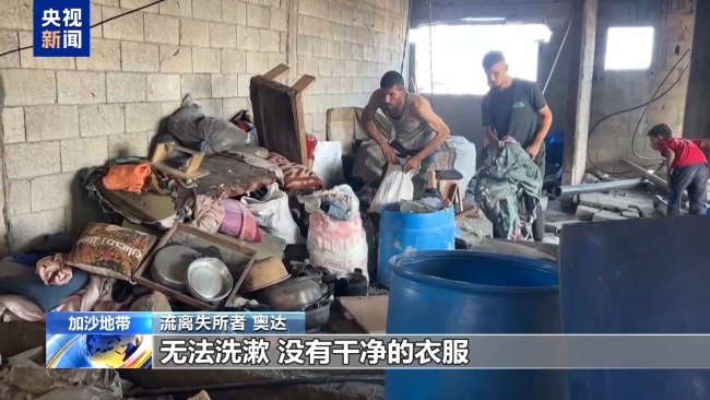 拾荒維生的加沙父親：我無法為她們提供一個家