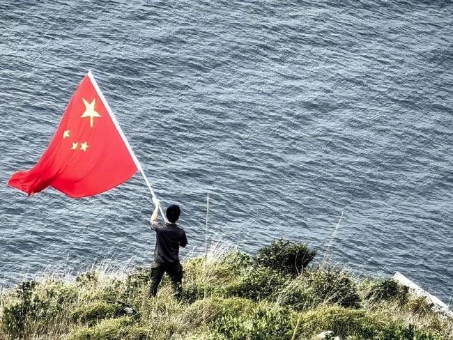山東艦編隊離港返航像是一場大型“Call back”