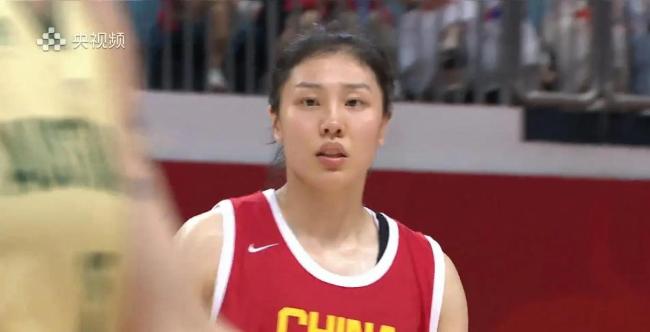 力克澳洲后女篮12人名单初现!李缘、罗欣棫位置稳固,最后悬念待解 生死战揭开终极悬念