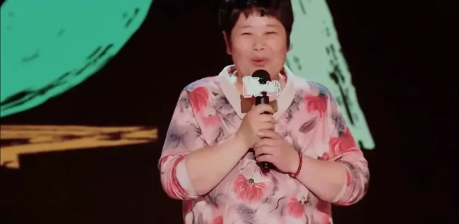 “房主任”脫口秀版出走的決心爆火 感動(dòng)全網(wǎng)淚崩