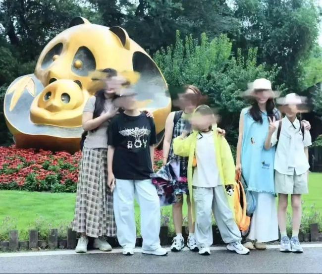 當(dāng)?shù)鼗貞?yīng)三對母女包車墜河最新進展