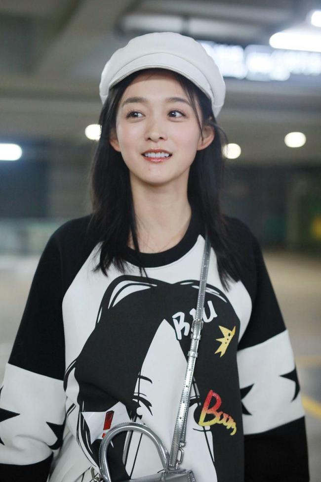 黄杨钿甜事件真相不明质疑自然难消 舆论风暴背后的法律与伦理困境