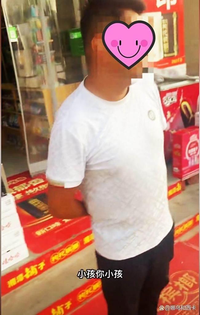 游客天水旅游被商家孩子尿身上 兒子闖禍,，老板護(hù)短