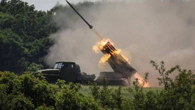 美批準(zhǔn)泰使用F-16空襲柬？專家解析 地緣博弈加劇