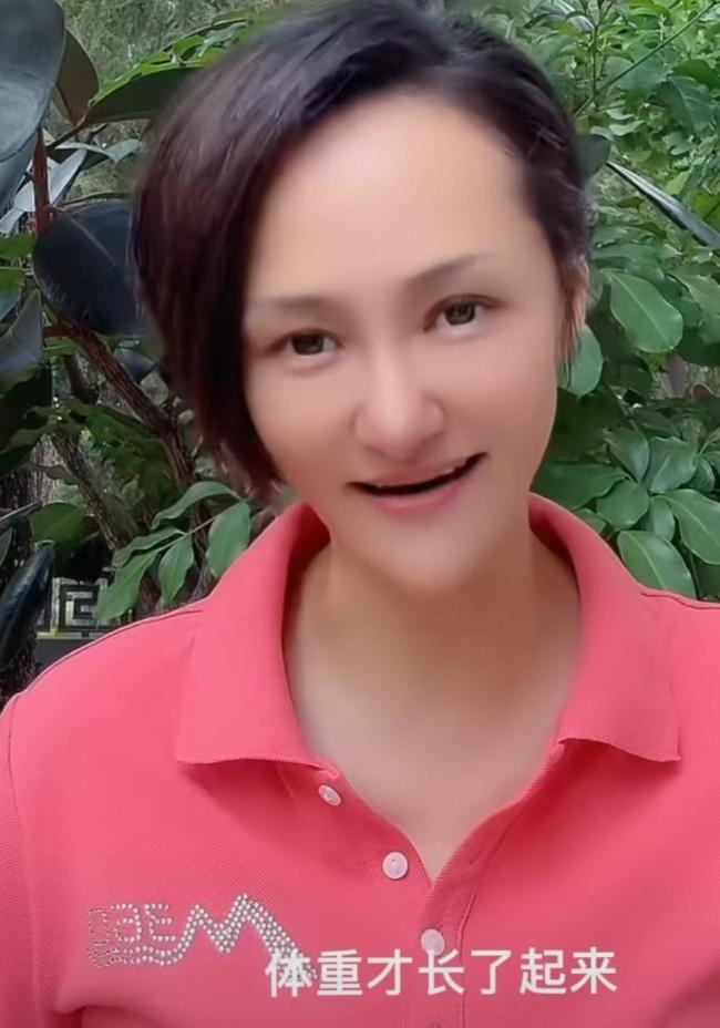 全红婵近照 发育期身材变化引热议
