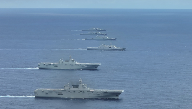 中国海军加速走向更远的深蓝 075型两栖攻击舰彰显实力