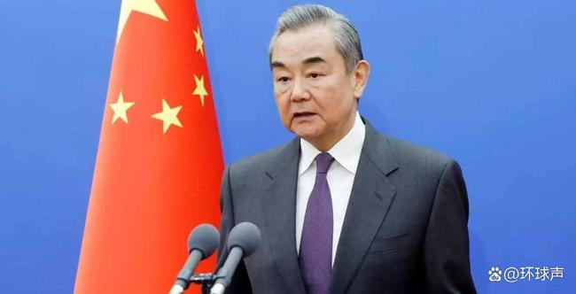 专家谈美俄互相威慑：隔空飙戏罢了 中国稳坐钓鱼台
