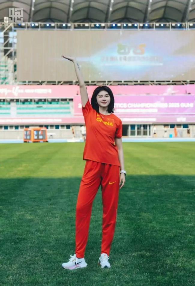 战斗天使！吴艳妮女子100米栏预赛第一 强势晋级决赛
