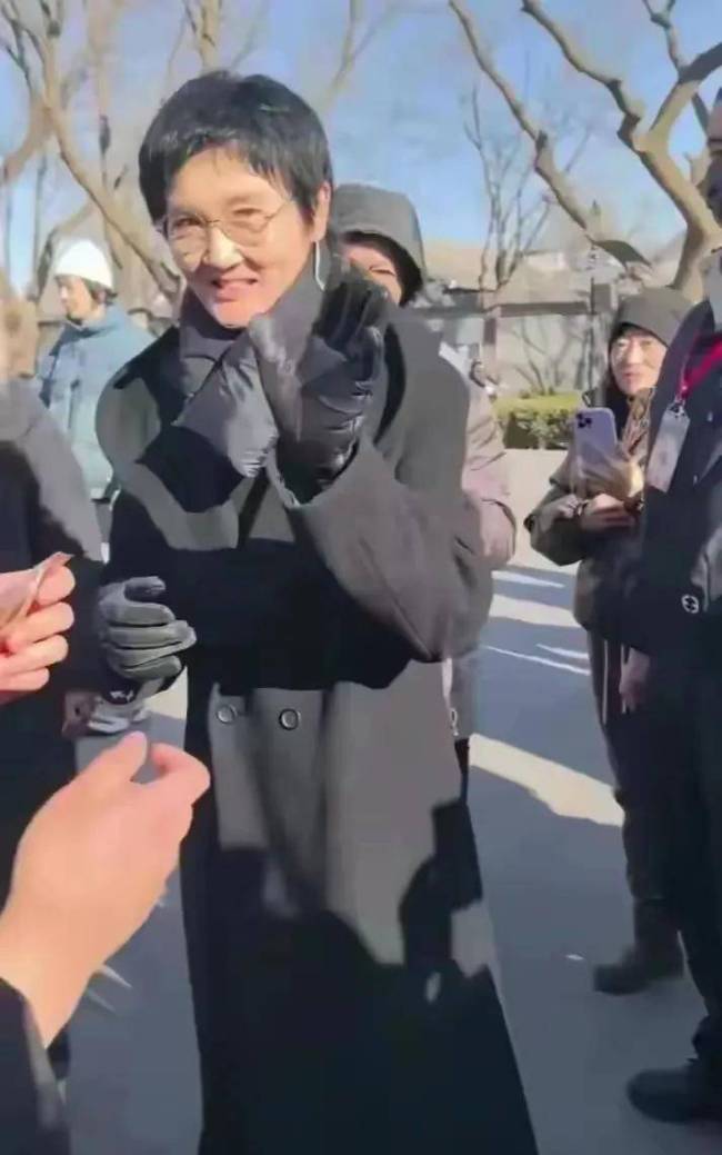 孙楠瘦得不敢认了 形象巨变引热议