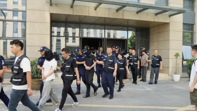 警方破获特大封建迷信诈骗案 精准投喂恐惧陷阱