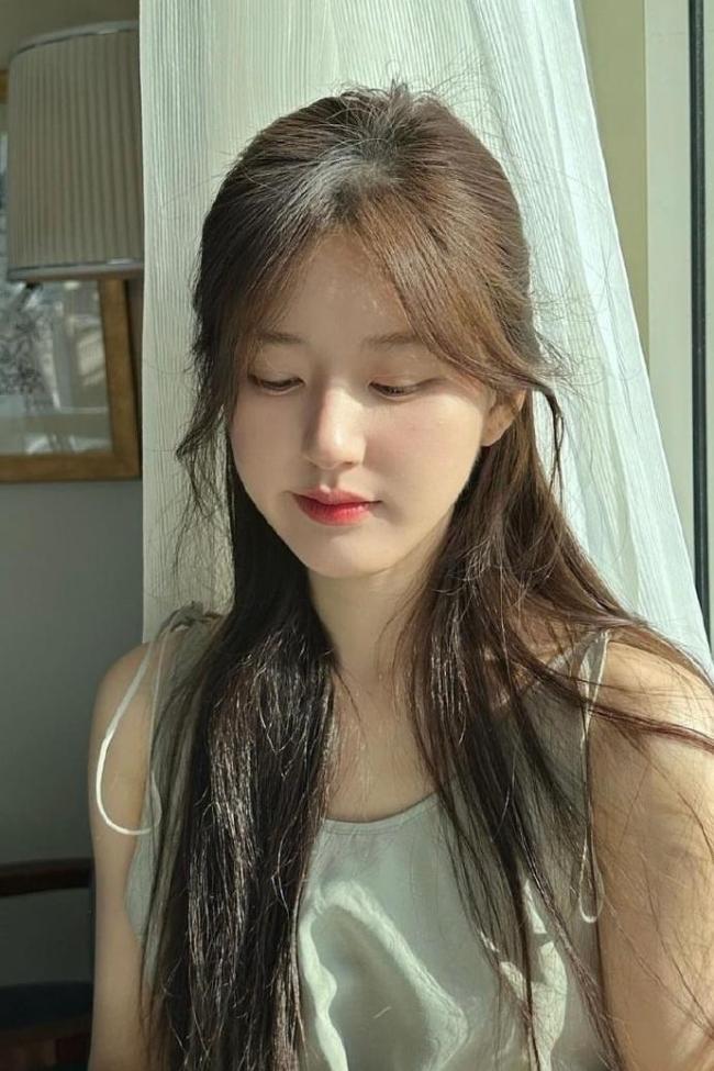 于正說趙露思很好 直播帶貨圈粉無數(shù)