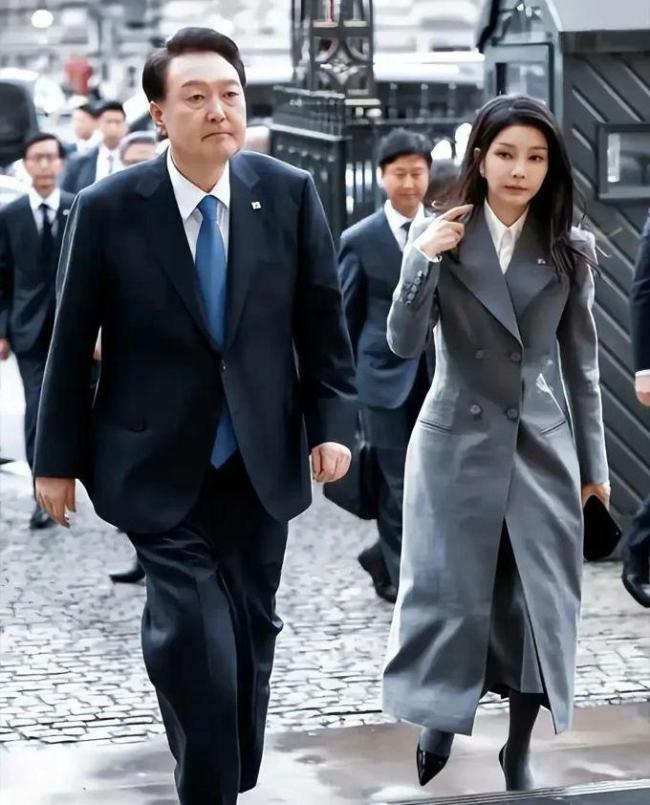 金建希和其他韩国第一夫人有何不同，差别怎么这么大！