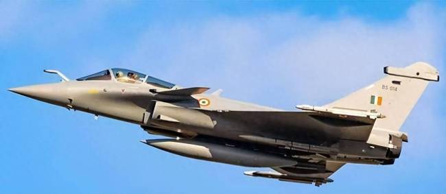 如何看待印度要再买114架阵风战机