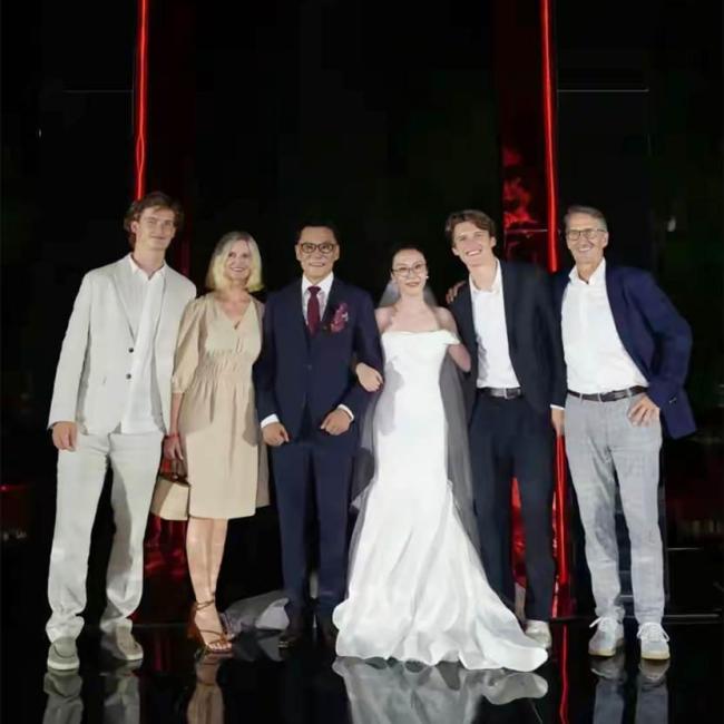 60岁李国庆为何仍然相信爱情 跨越三十年的情缘再续