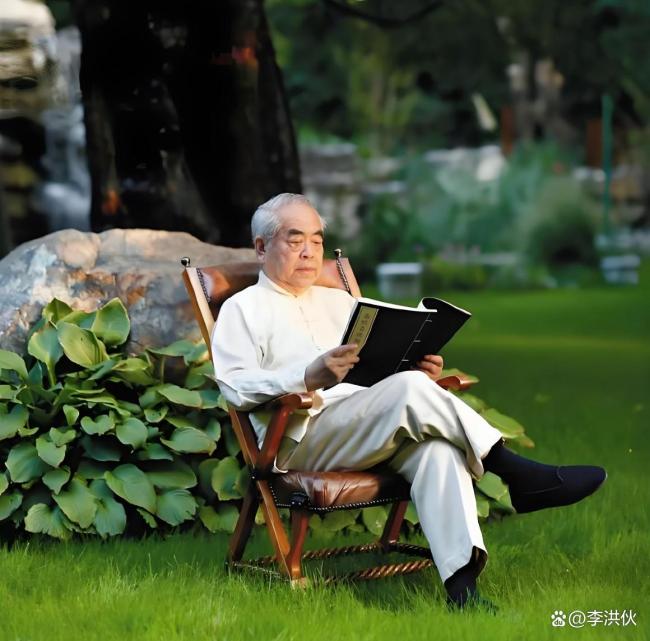 业内称范曾失联是家里两拨人内斗 真相扑朔迷离
