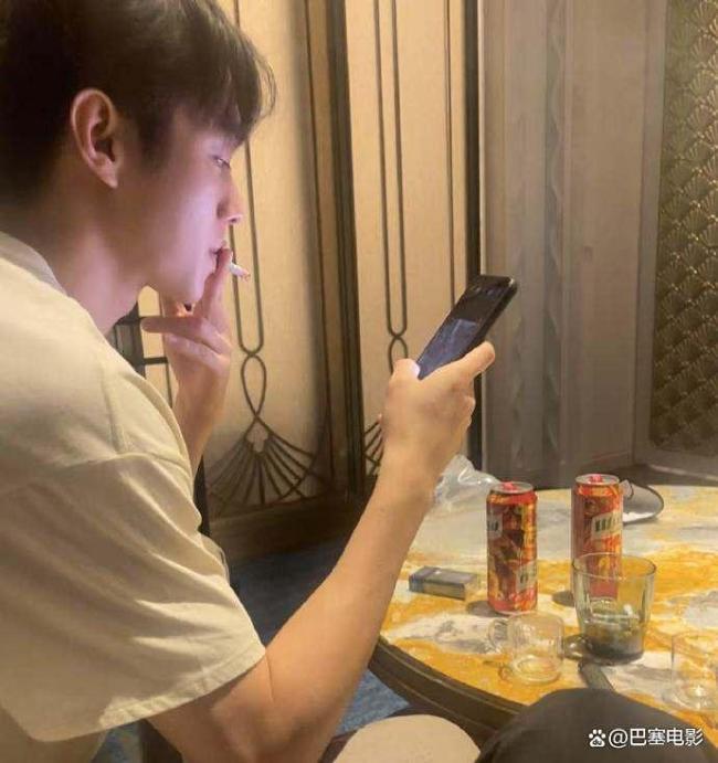 许凯恋情时间线 娱乐圈新恋情瓜引发热议