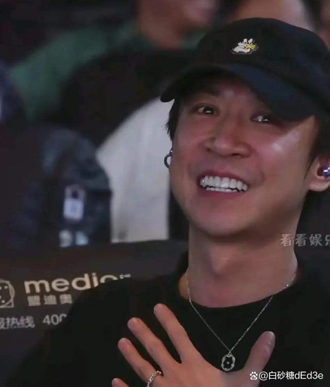 张维伊称让大家吐槽一下也挺好